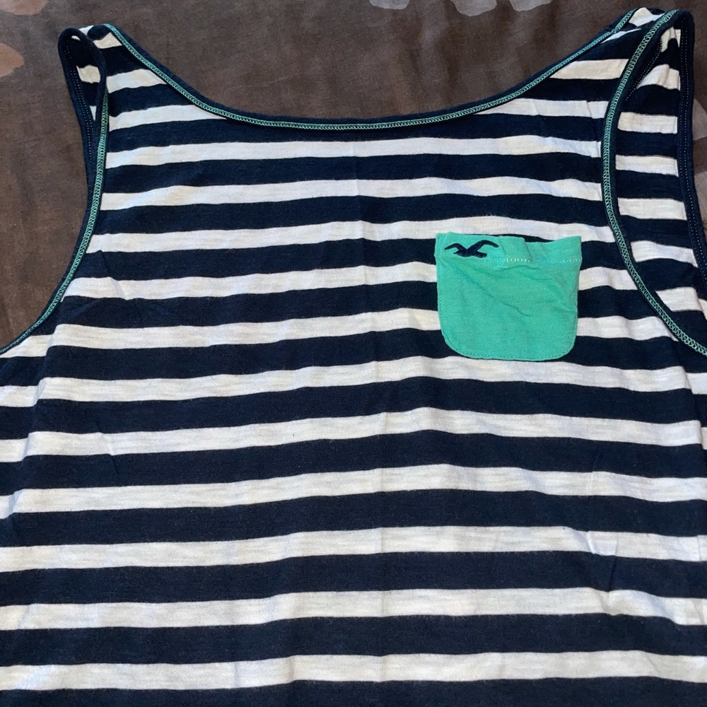 Hollister crop top